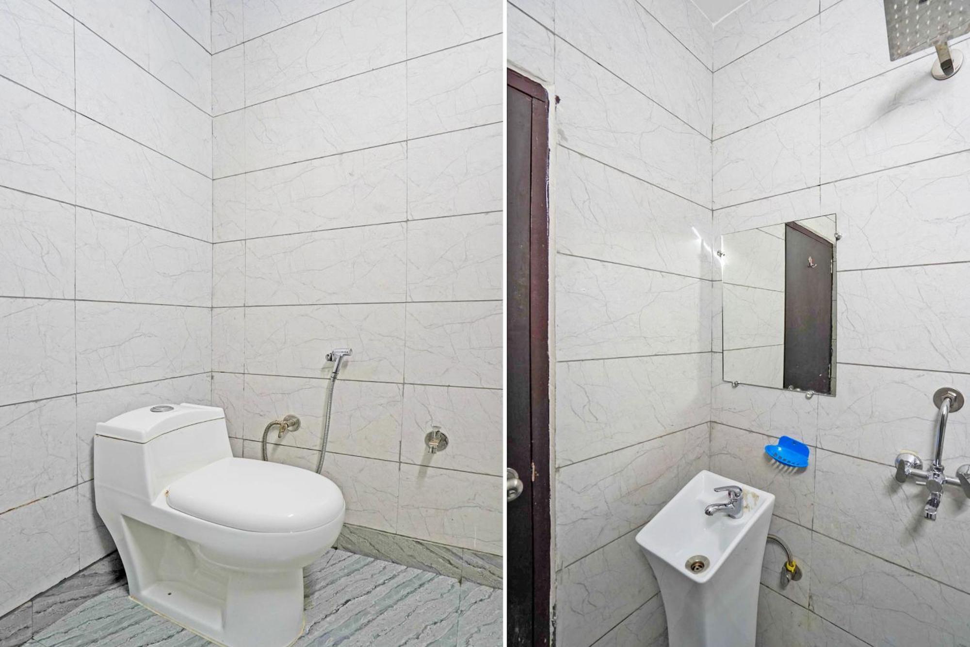 Twamev Residency Hotel New Delhi Bagian luar foto